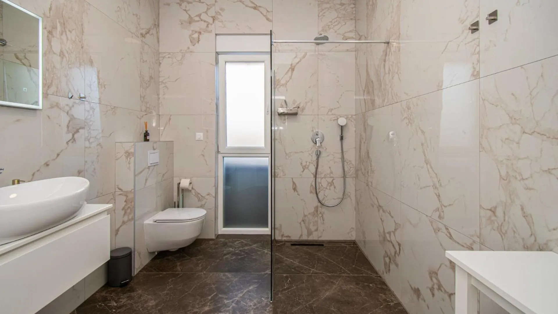 Villa Nini House With Sea View In Pomer,Istria Peroj Hırvatistan