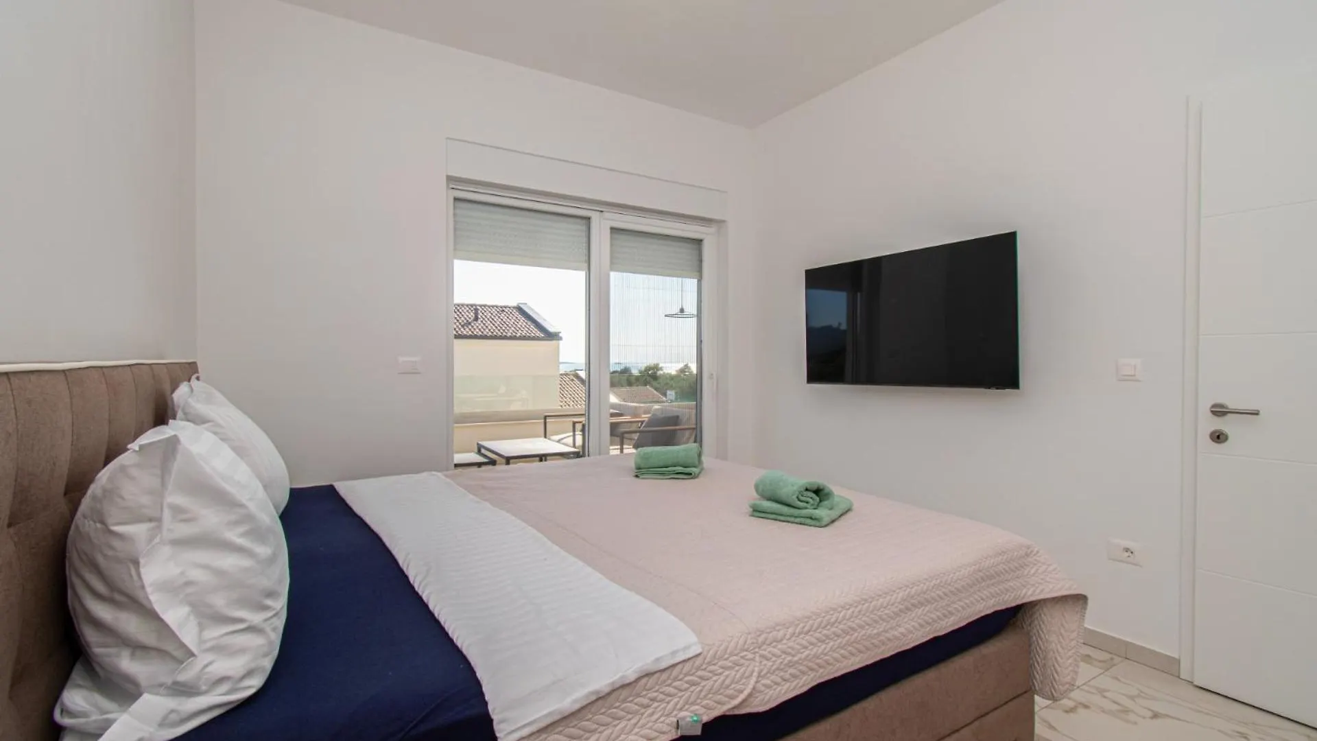 Villa Nini House With Sea View In Pomer,Istria Peroj