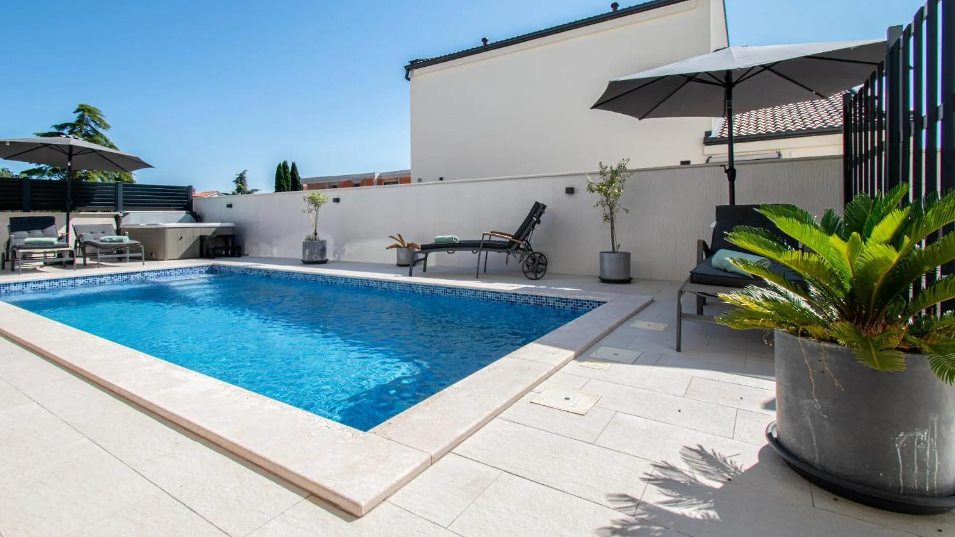 Villa Nini House With Sea View In Pomer,Istria Peroj