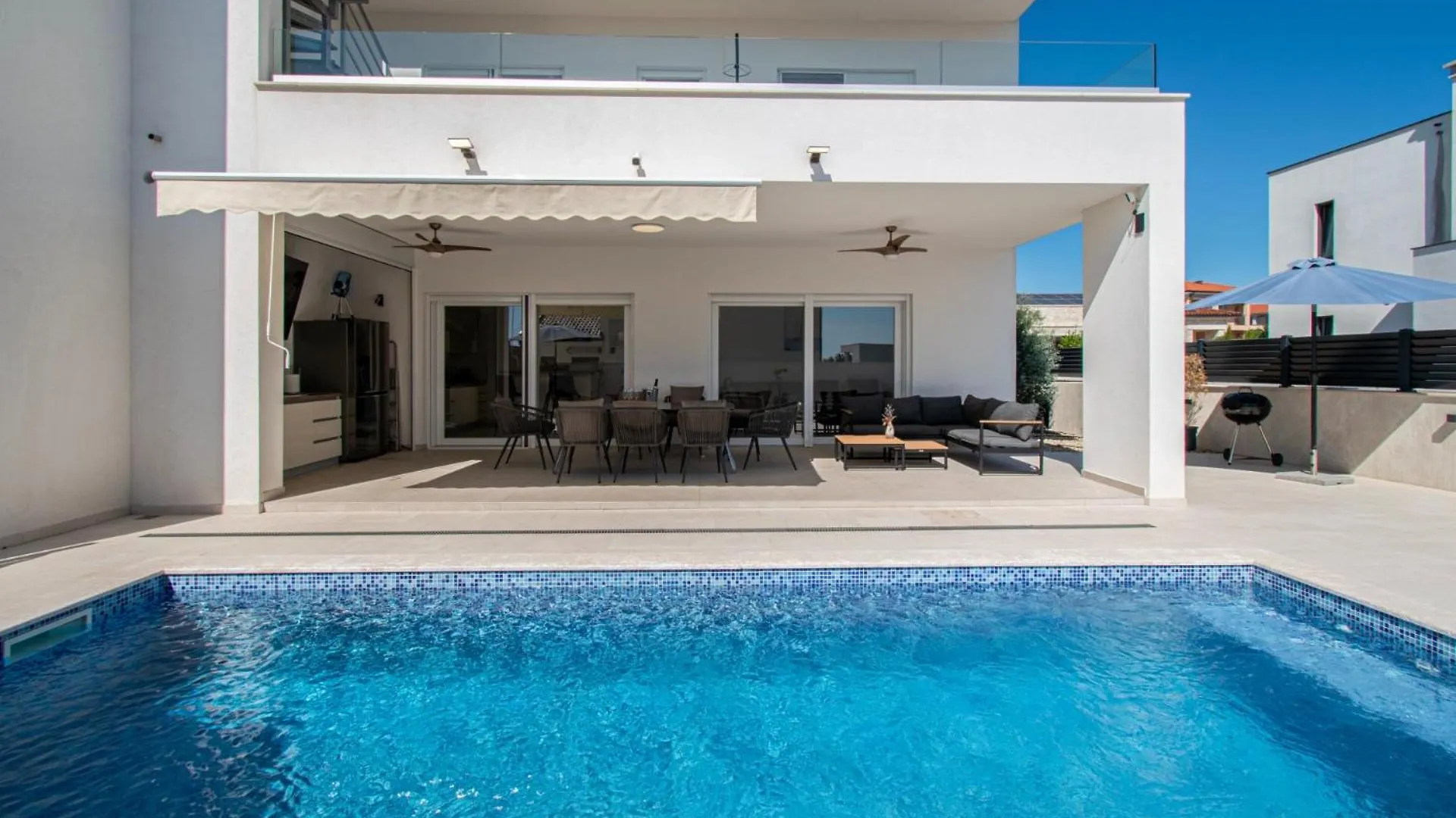Villa Nini House With Sea View In Pomer,Istria Peroj